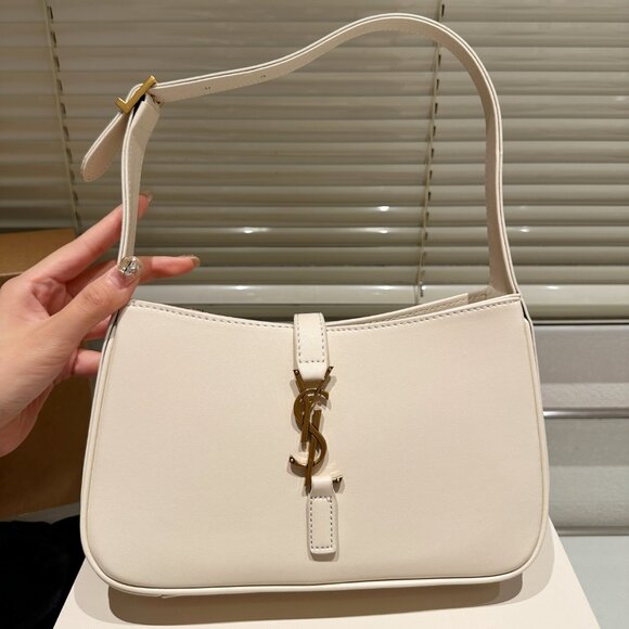 Yves Saint Laurent Handheld Bags, Chain Bags - Picture 8 of 9